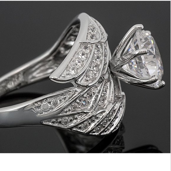 Bella Luce Dillenium Cut Angel Wing Ring NWT – 925 Silver/Rhodium, Size 6 - Picture 6 of 8